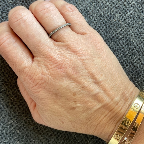 Pave Diamond Eternity Band Ring sz 5.25 (1 stone missing) - Picture 4 of 6